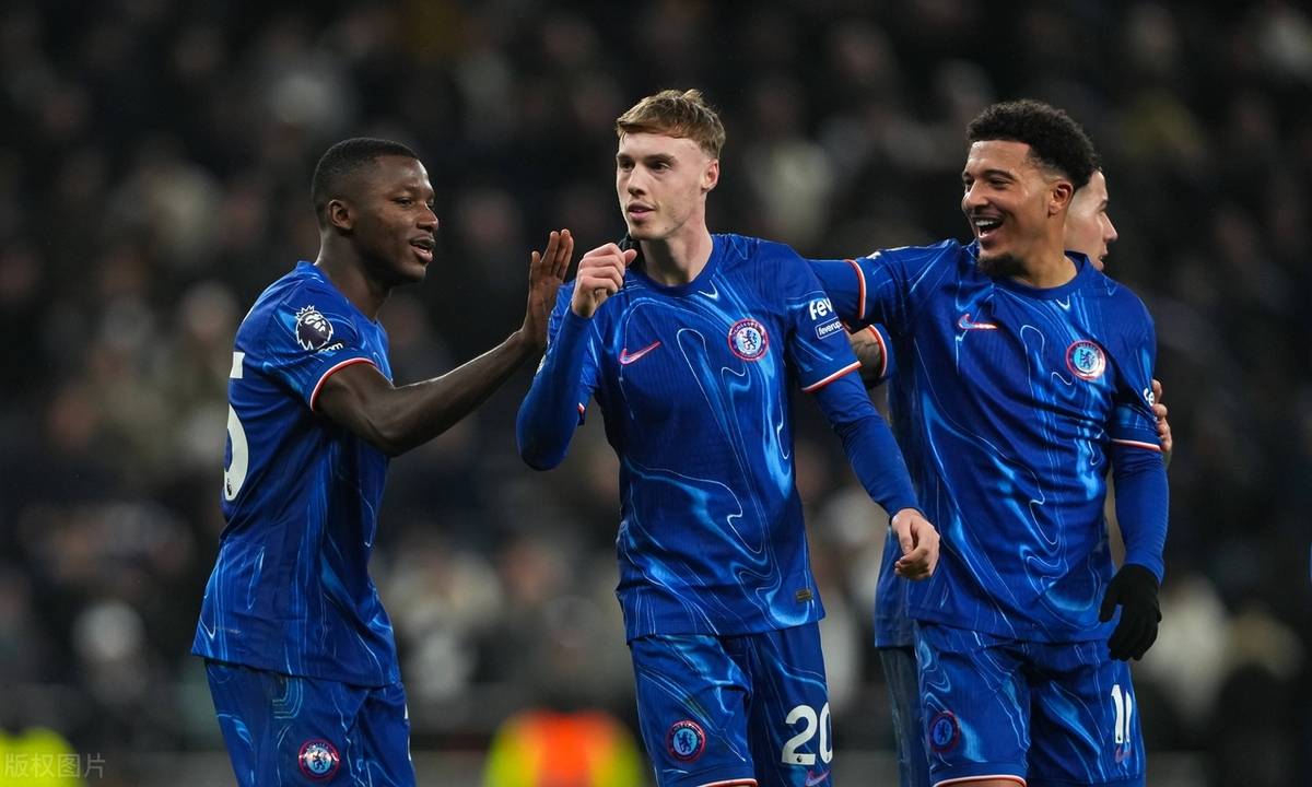 乌迪内斯的 乌迪内斯的